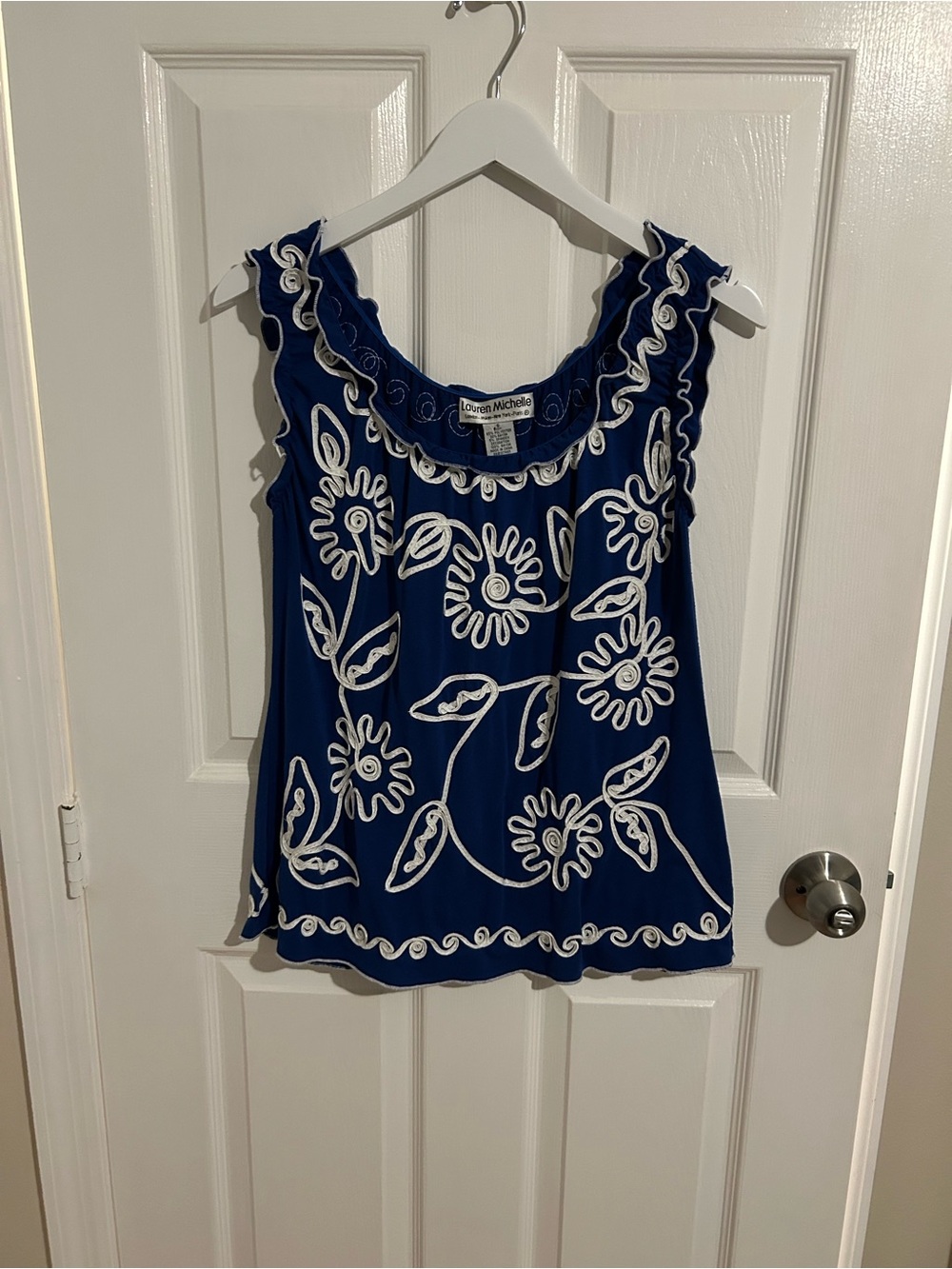 Lauren Michelle Navy Blue Sleeveless Embroidered Camisole